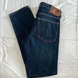 J Crew 484 Dark Blue Jeans 31 x 32